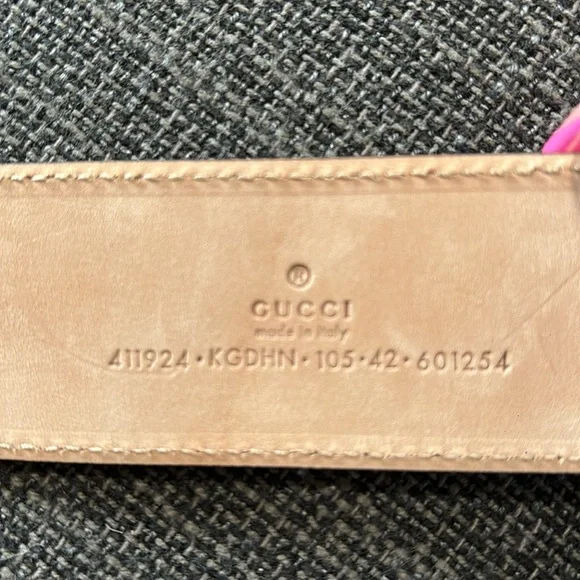 Gucci authentic supreme belt